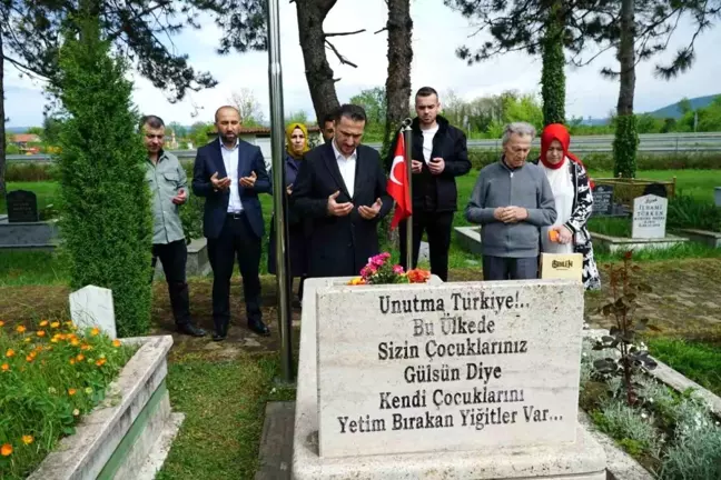 AK Parti Düzce İl Başkanı ve Milletvekili Şehit Ailelerini Ziyaret Etti