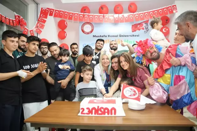 23 Nisan'da Antakya'da Hastanede Tedavi Gören Çocuklar İçin Etkinlik Düzenlendi