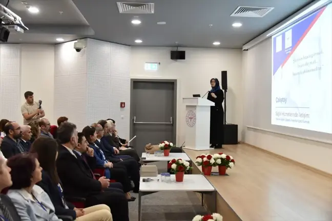 Manisa'da Sağlık Hizmetlerinde İletişim Çalıştayı Düzenlendi
