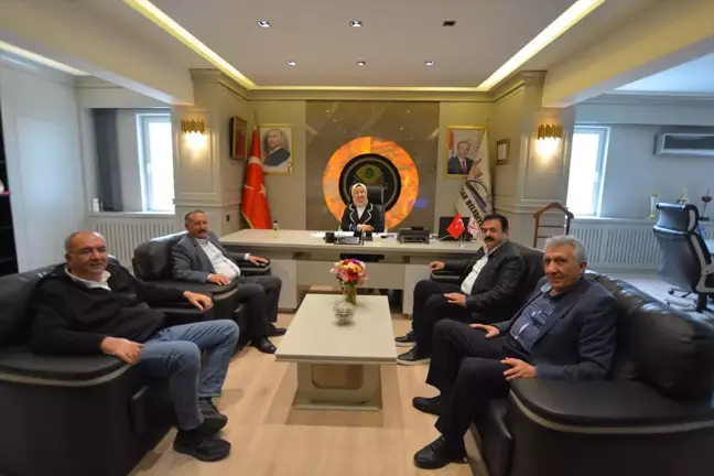 İscehisar Belediye Başkanı Mermer Sektörü Hakkında Bilgi Aldı