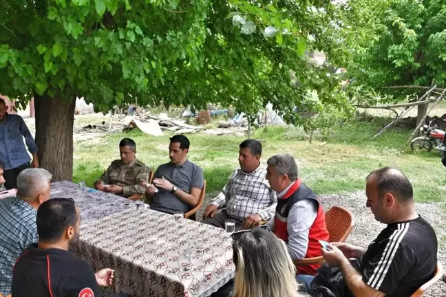 İslahiye Kaymakamı Mehmet Soylu, Karakuş ailesini ziyaret etti