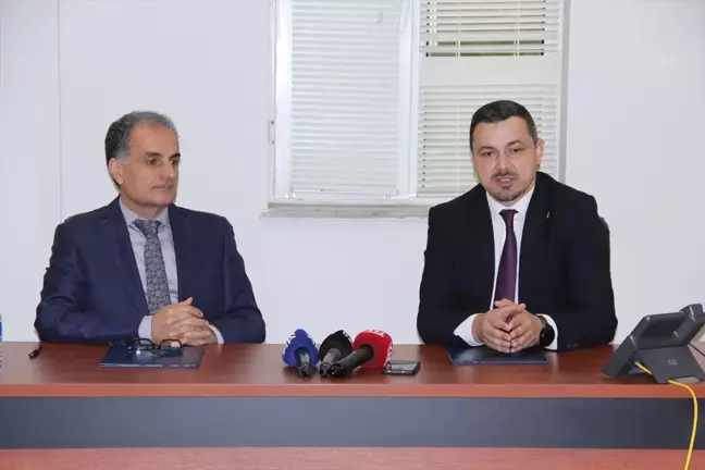 Sakarya Üniversitesi Gönüllü Doğal Afet Arama Kurtarma Birimine Malzeme Desteği