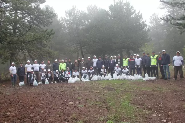 Çorum'un ilçelerinde orman yangınlarına yönelik önleyici tedbirler kapsamında 'Orman Benim' etkinlikleri gerçekleştirildi