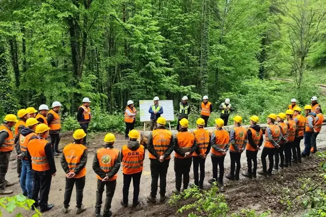 Düzce'de Orman İşçilerine Üretim ve Standardizasyon Tatbikatı