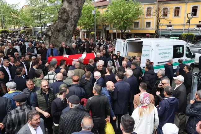 Eski CHP İl Başkanı Cafer Hazaroğlu Toprağa Verildi