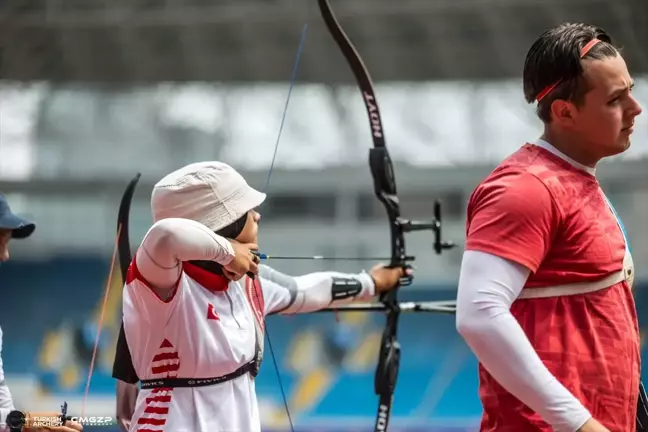 Milli Okçu Elif Berra Gökkır, Avrupa Kıtasal Kota Yarışması'nda Bronz Madalya Kazandı