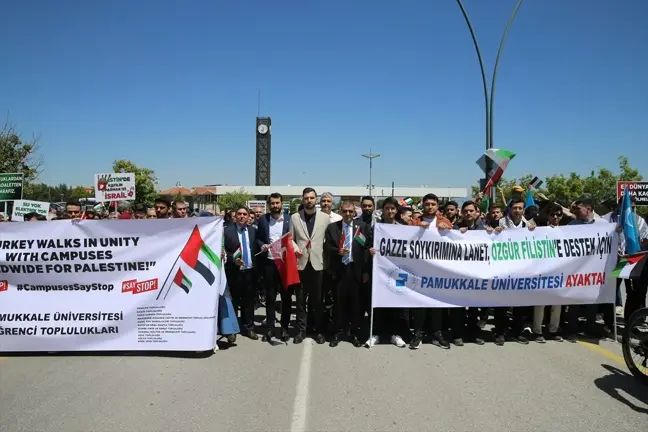 PAÜ Öğrencileri İsrail'in Gazze'ye yönelik saldırılarını protesto etti