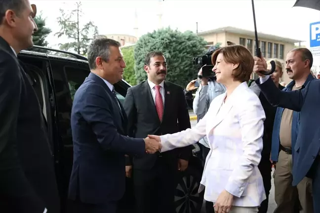 CHP Genel Başkanı Özgür Özel: CHP belediyeciliği Türkiye genelinde ilgi ve güveni artıracak