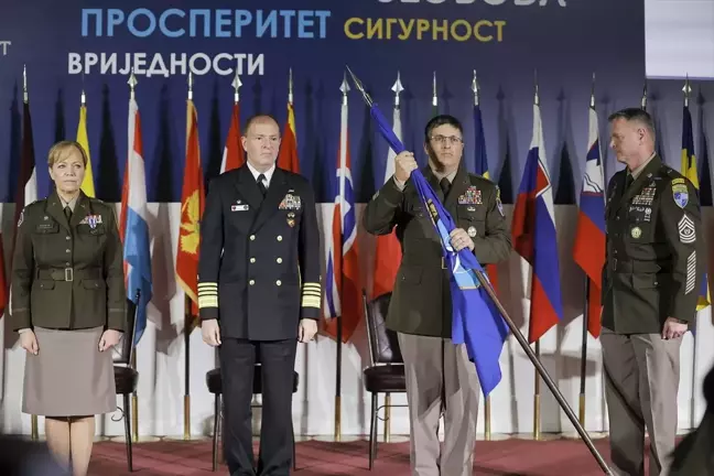 NATO'nun Saraybosna Komutanı görevini devretti