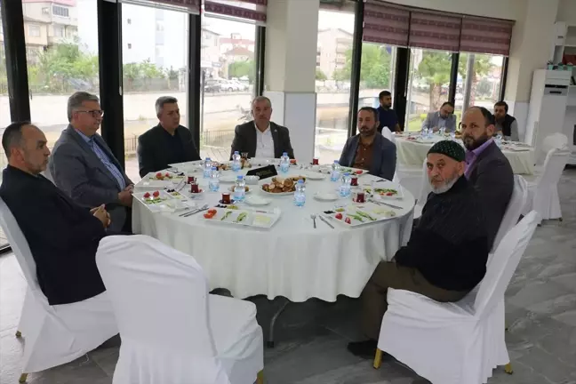 Kandıra'da Hafızlar Derneği Kahvaltıda Buluştu