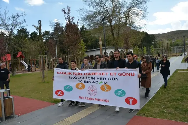 Tatvan'da Sağlık İçin Hareket Et Günü Etkinliği Düzenlendi