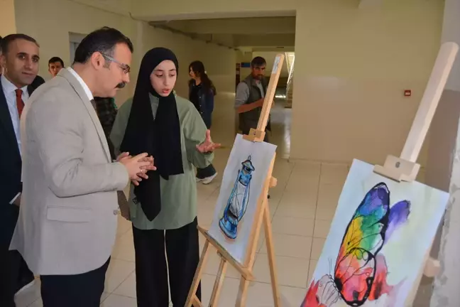 Şemdinli'de Bahar Şenliği Etkinlikleri Gerçekleştirildi