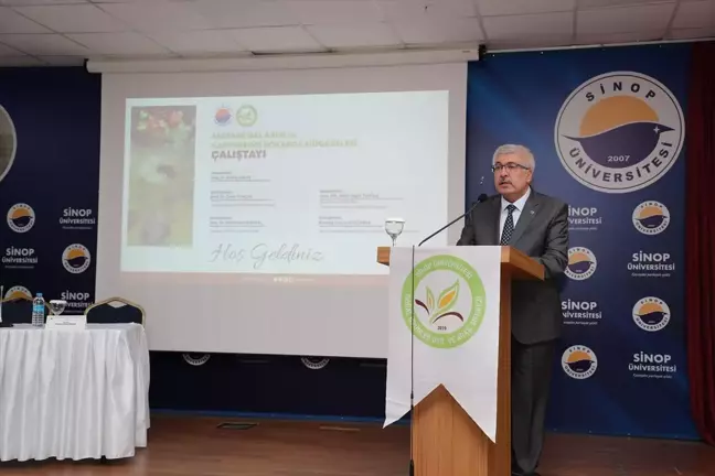 Sinop Üniversitesi'nde Kestane Gal Arısı ve Kahverengi Kokarca Mücadelesi Çalıştayı Düzenlendi