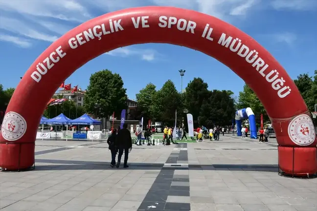 Düzce'de Gençlik Haftası Törenle Kutlandı