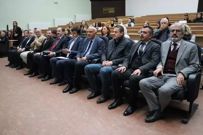 Üsküp'te Türk Şiiri Dinletisi Programı Düzenlendi