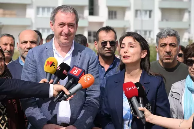 DEM Parti Eş Genel Başkanları Selahattin Demirtaş'ı Ziyaret Etti