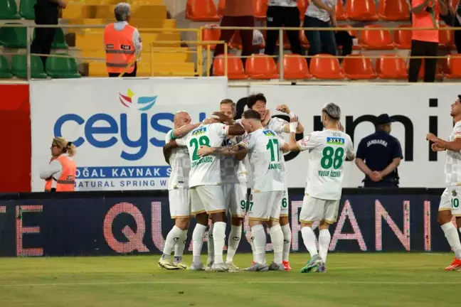 Alanyaspor, Antalyaspor'u 1-0 mağlup etti