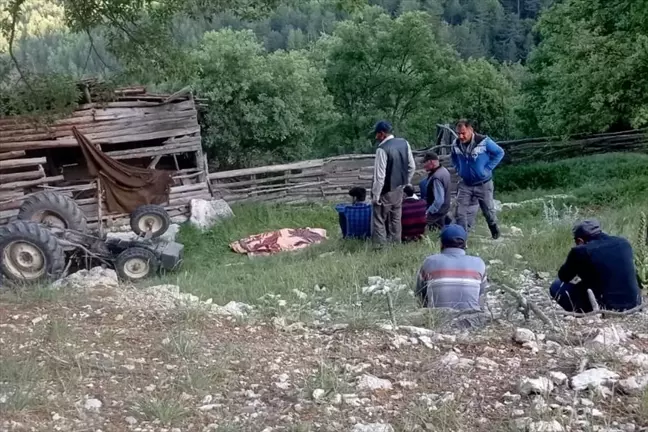 Kütahya'da Traktör Kazası: Sürücü Hayatını Kaybetti
