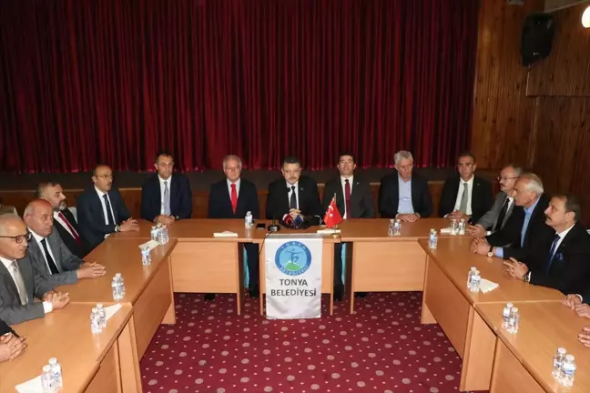 Trabzon Büyükşehir Belediye Başkanı ve İlçe Belediye Başkanları Tonya Belediye Başkanını Ziyaret Etti