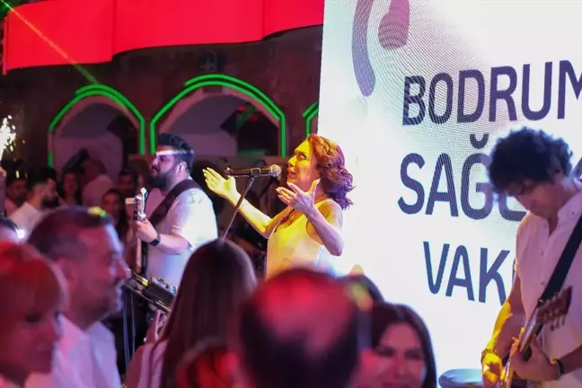Bodrum Sağlık Vakfı'nın düzenlediği '4. Beyaz Gece' etkinliği