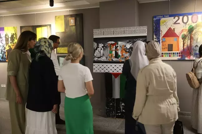 KSÜ'de 'Dönüşüm' Resim Sergisi Açıldı