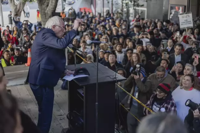 Bernie Sanders: ABD, İsrail'in Refah'a düzenlediği saldırılara suç ortağı olmamalı