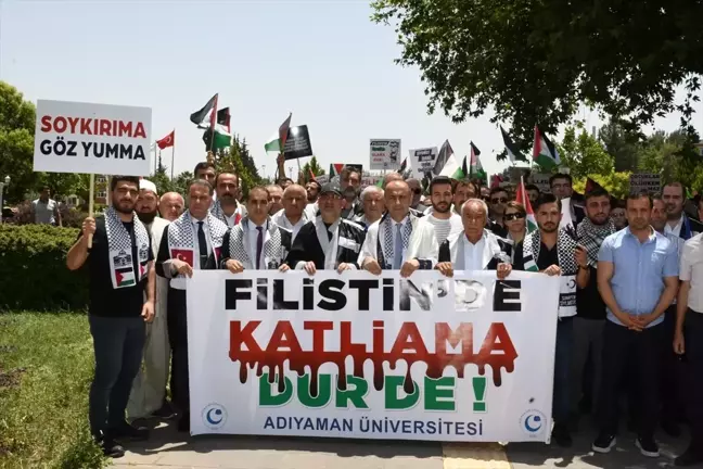 Adıyaman Üniversitesi Öğrencileri İsrail'in Gazze'ye Saldırılarını Protesto Etti