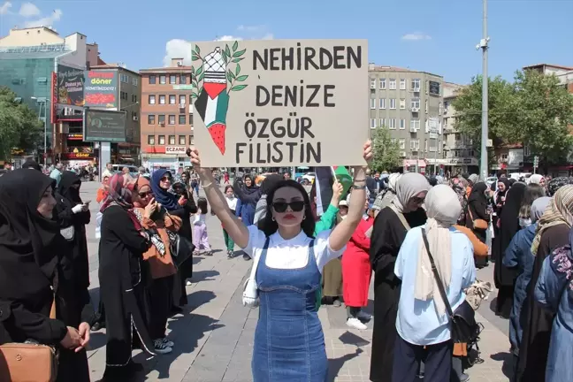 Kırıkkale'de İsrail'in Gazze'ye yönelik saldırıları kınandı