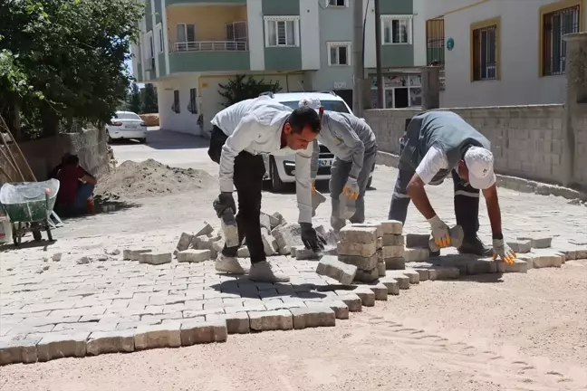 Midyat Belediyesi Sokak Sağlıklaştırma Çalışmalarına Devam Ediyor