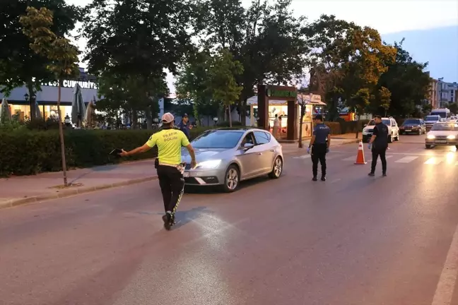 Edirne Uzunköprü'de Asayiş Uygulaması: 4 Şüpheli Yakalandı