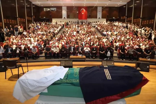 Erciyes Üniversitesi'nden Prof. Dr. Tamer Güneş için tören düzenlendi