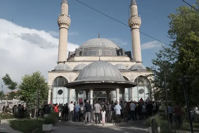 Karapınar'da Filistin'e Destek Yürüyüşü