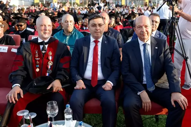 KKTC Cumhurbaşkanı Tatar, öğrencilere dostluk ve kardeşlik vurgusu yaptı