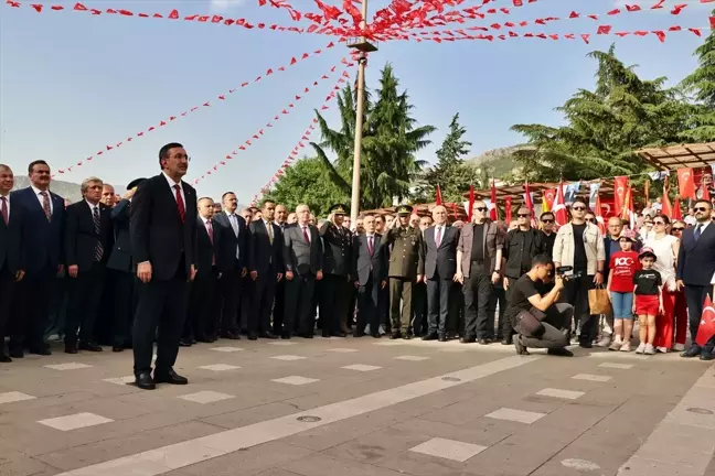 Cumhurbaşkanı Yardımcısı Cevdet Yılmaz: Cumhuriyet'in birikimleri üzerinde yeni bir yüzyıla yürüyoruz