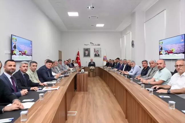 Ordu'da fındık hasat dönemi öncesi mevsimlik tarım işçilerine hazırlık toplantısı yapıldı