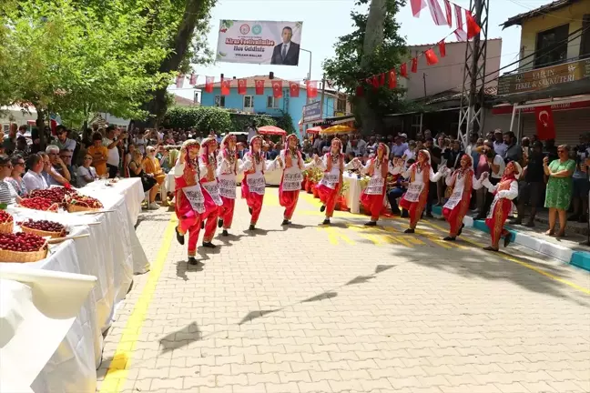 Tekirdağ'da 58. Uluslararası Kiraz Festivali Başladı