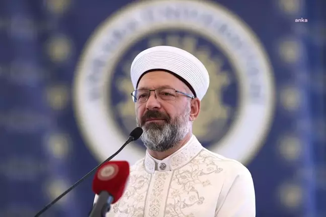 Diyanet İşleri Başkanı Ali Erbaş, Ankara Üniversitesi İlahiyat Fakültesi Mezuniyet Töreni'nde konuştu