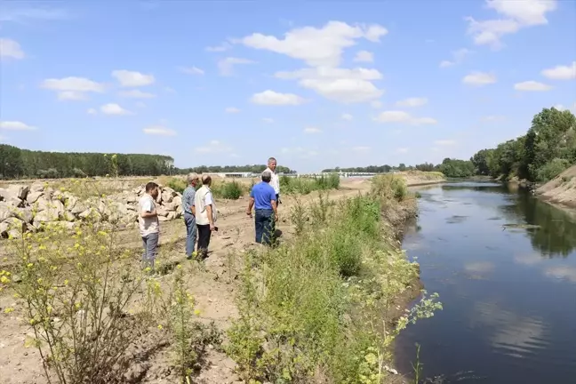 Edirne Tarım ve Orman Müdürü, Tunca Nehri'nde inceleme yaptı