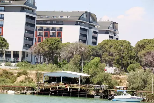 Antalya'da Aksu Çayı Kenarındaki İzinsiz Yapılar Kaldırılacak