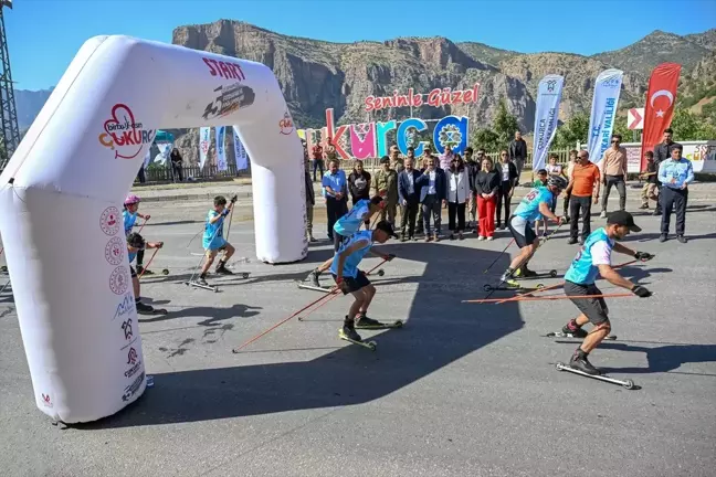 Hakkari'de 5. Fotosafari ve Doğa Sporları Festivali Başladı