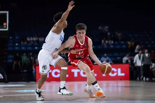 Türkiye U17 Basketbol Takımı İtalya'yı Mağlup Etti