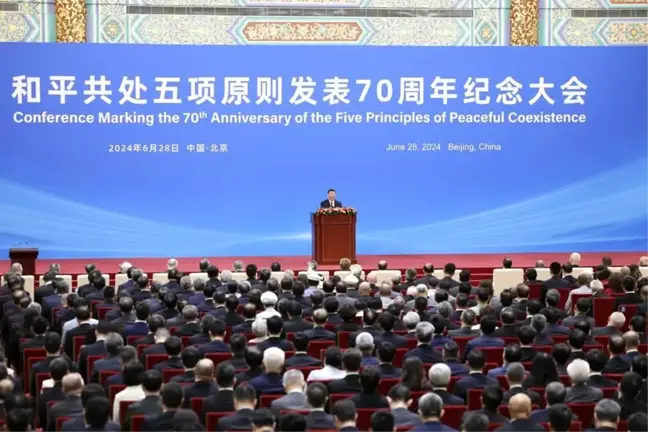 Xi Jinping, Barış İçinde Bir Arada Yaşamanın Beş İlkesi'ni İleriye Taşıma ve Ortak Geleceğe Sahip Bir Topluluk İnşa Etme Konusunda Konuştu