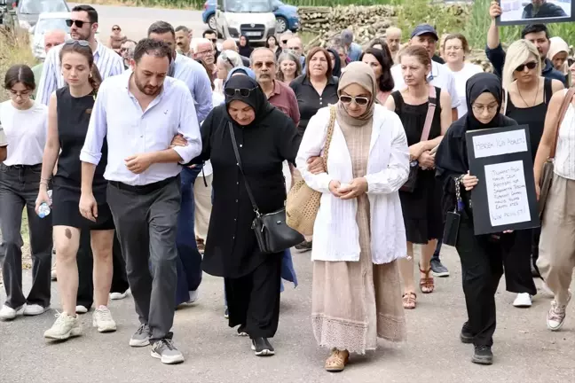 Hendek'teki Patlamada Hayatını Kaybeden İşçiler Anıldı