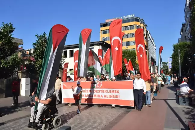 Trabzon'da Filistin'e destek yürüyüşü gerçekleştirildi