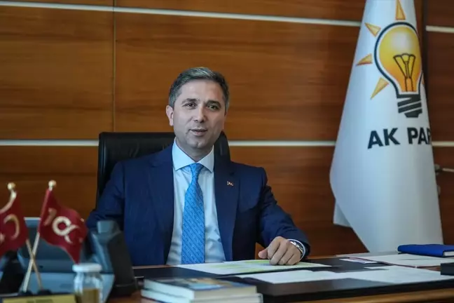 AK Parti Genel Başkan Yardımcısı Zafer Sırakaya, Bozkurt işareti tartışmalarına tepki gösterdi