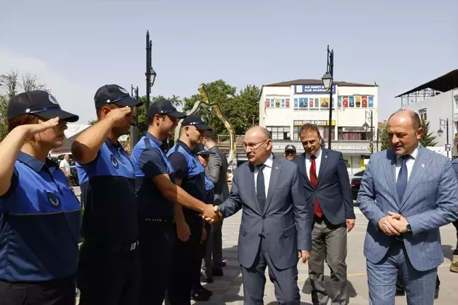 Sakarya Valisi Yaşar Karadeniz, Geyve Belediye Başkanı Selçuk Yıldız'ı ziyaret etti