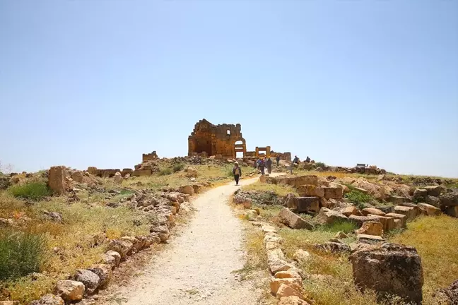 Zerzevan Kalesi'nde Mithras Tapınağı'nda gizli ayinlere katılanların konakladığı alan bulundu