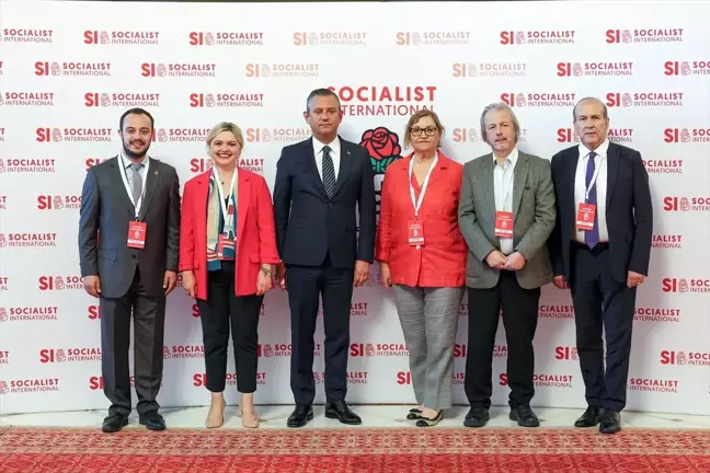 CHP Genel Başkanı Özgür Özel: Türkiye'nin AB üyelik hedefini kabul edemeyiz