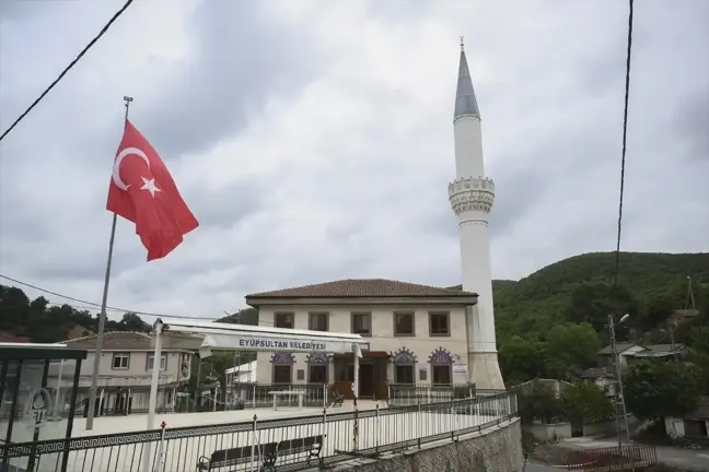 Eyüpsultan'ın Pirinççi köyü sakinleri su kotası artışına tepki gösterdi