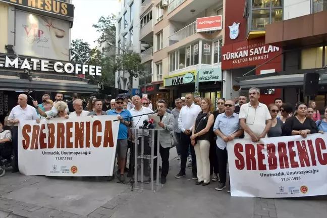 İzmir'de Srebrenitsa Soykırımı Anma Töreni Düzenlendi